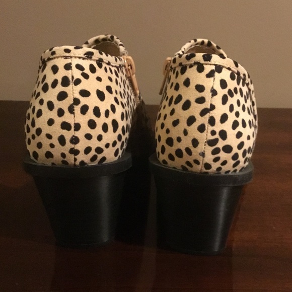 Just Fab booties, shoes, size 8, Cheetah print - Picture 5 of 7